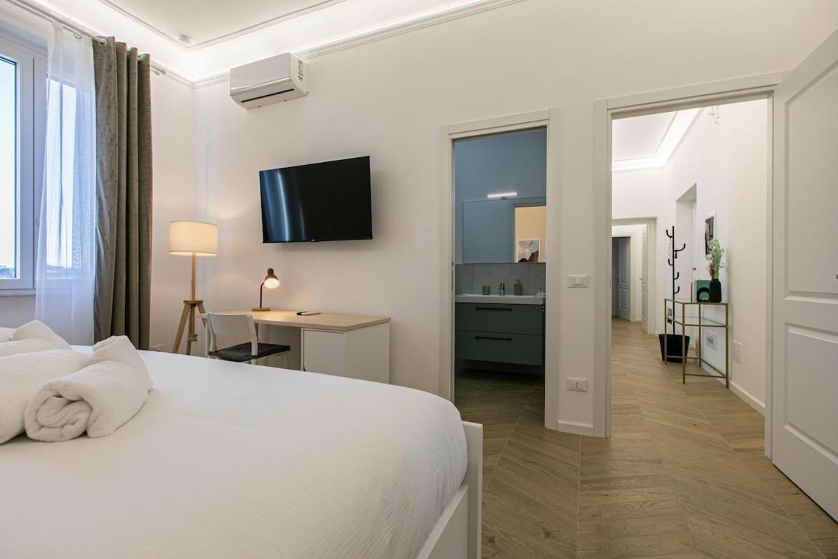 Nomentana Apartment *